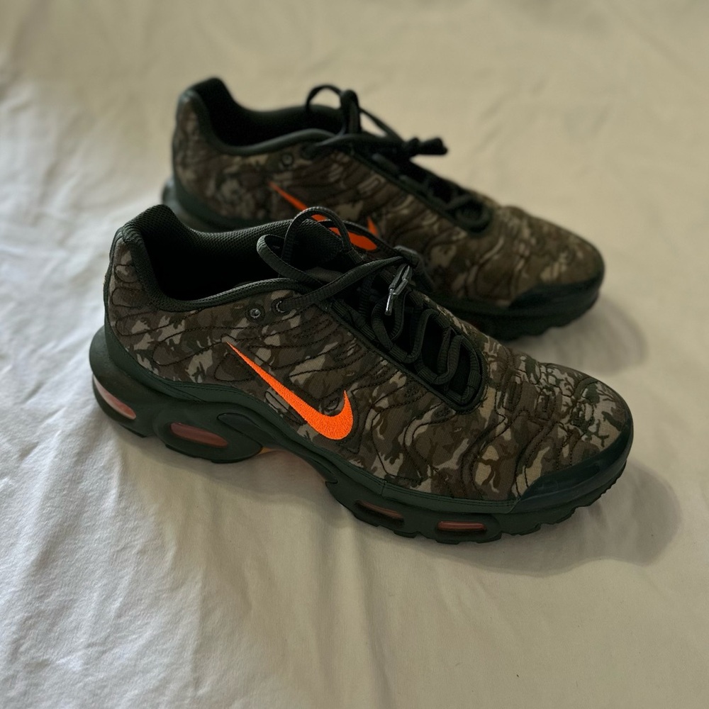 AIR MAX Plus Quilted Green & Orange